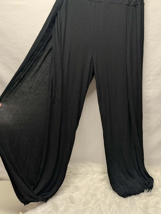 Pants - ✨️Nwot Black Wide-Leg Palazzo Pants for Women